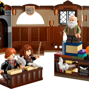 Hogwarts Castle: Charms Class